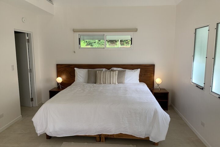 Room 11 of 30