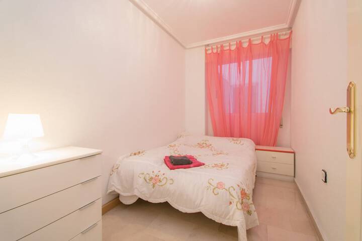 Room 10 of 26