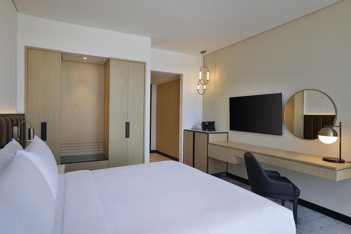 Room 18 of 58