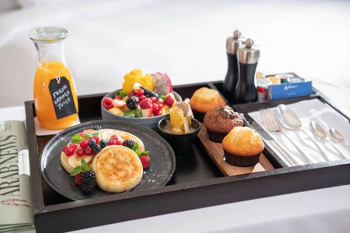 Breakfast/Coffee Service 76 of 128