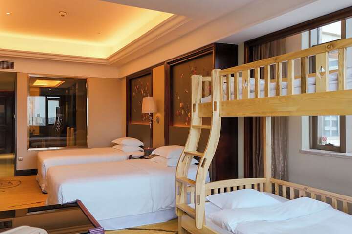 Room 20 of 71