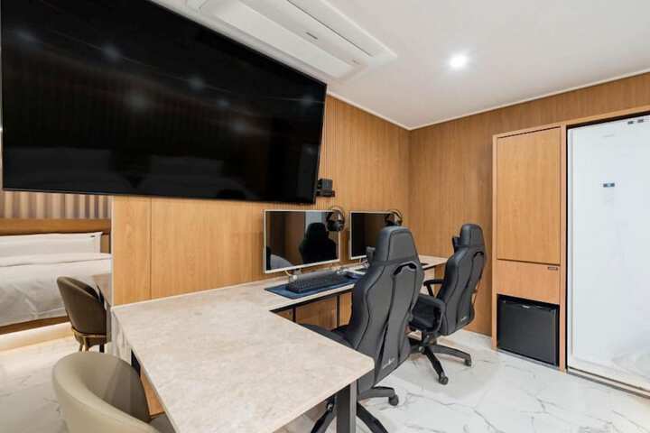 Room 41 of 109