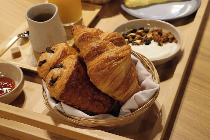 Breakfast/Coffee Service 17 of 20