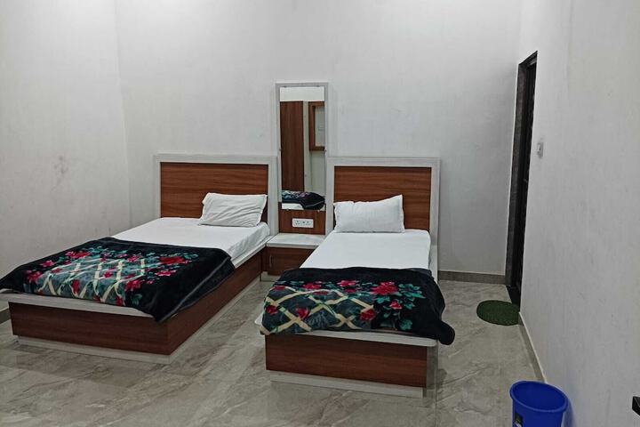 Room 12 of 58