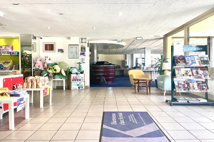 Hotel Lobby