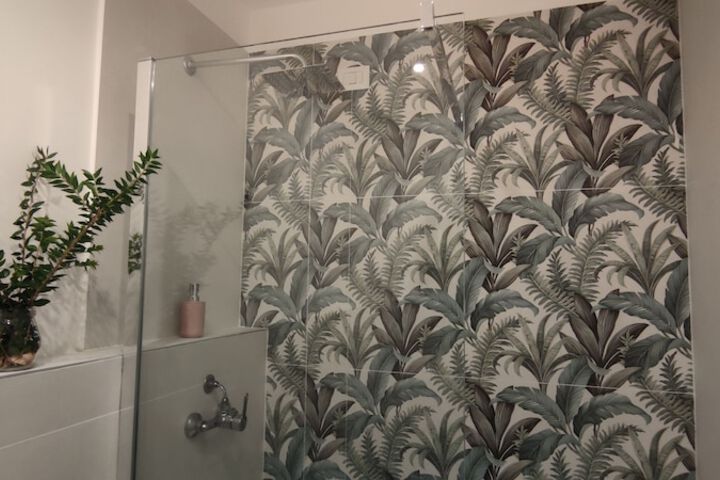 Room 47 of 127