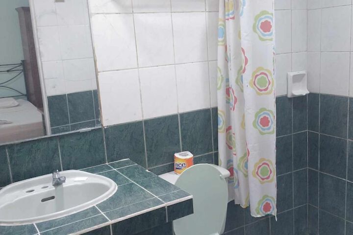 Room 8 of 8