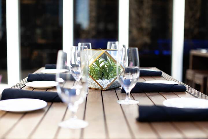 Outdoor dining
