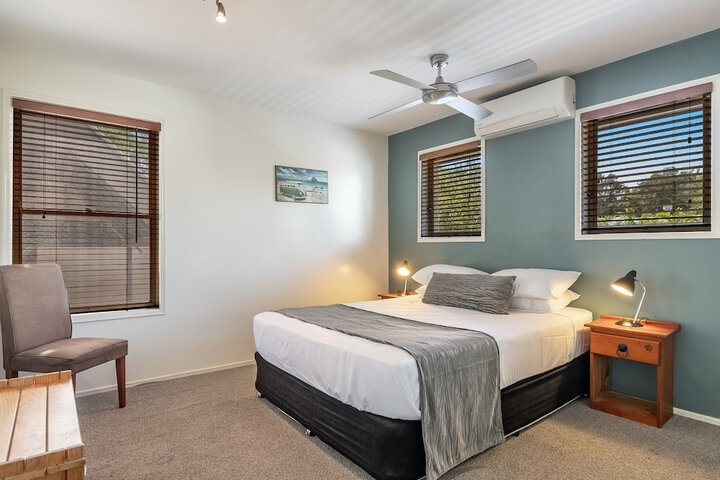 Room 9 of 52