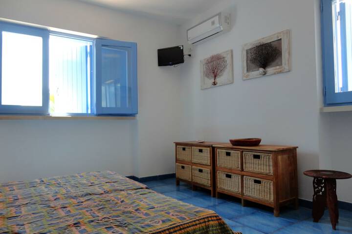 Room 14 of 43