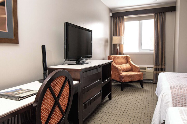 Room 22 of 46