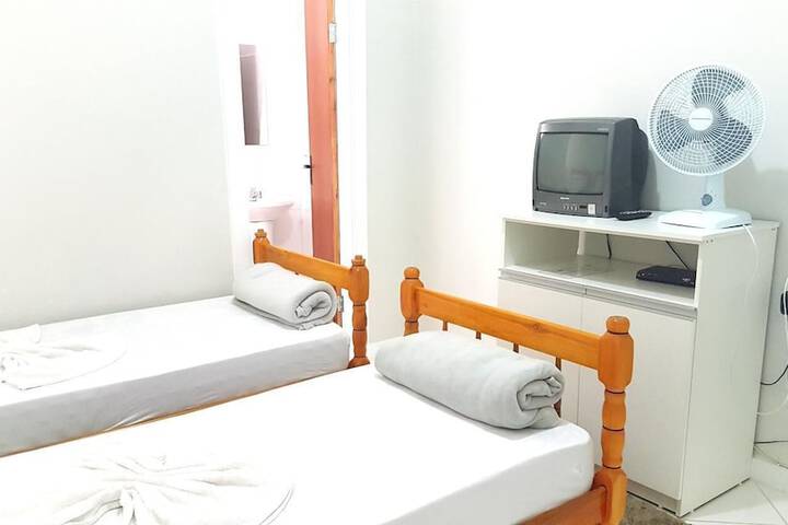 Room 13 of 43