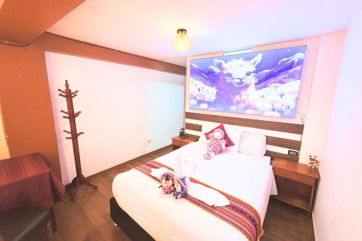 Room 33 of 57