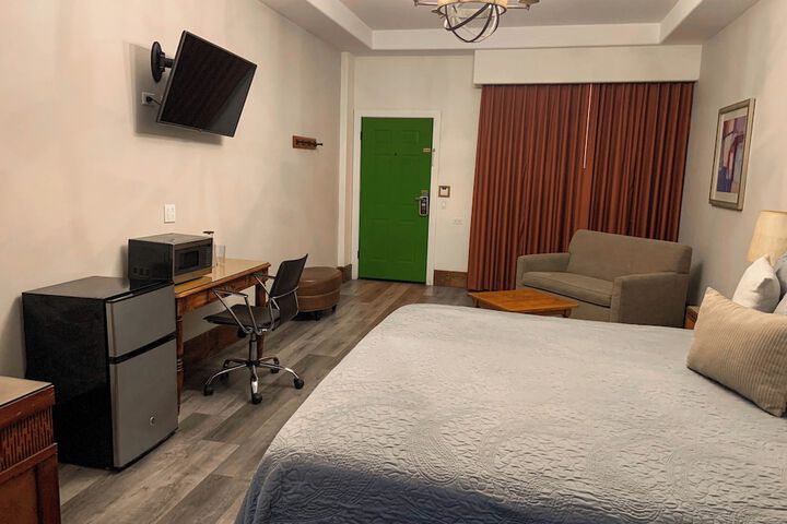 Room 11 of 63