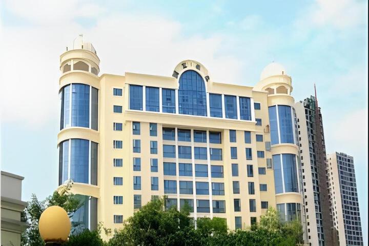 Yichang Guobin Bandao Hotel