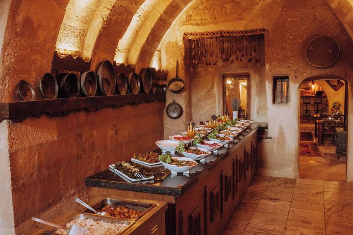 Dining 71 of 80
