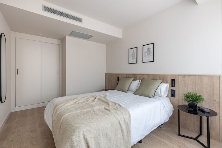 Room 14 of 48