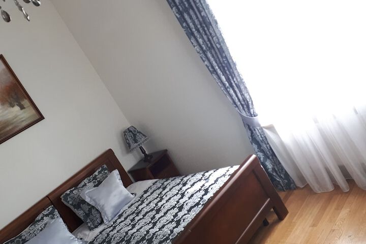 Room 12 of 61