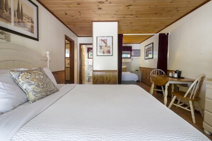 Room 35 of 225