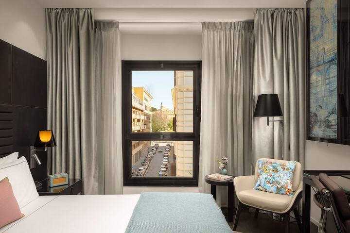 Room 58 of 171