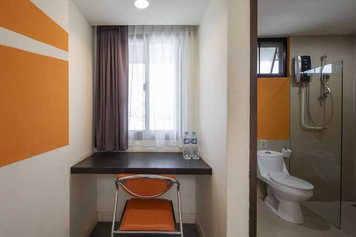 Room 19 of 50