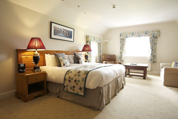 Room 10 of 73