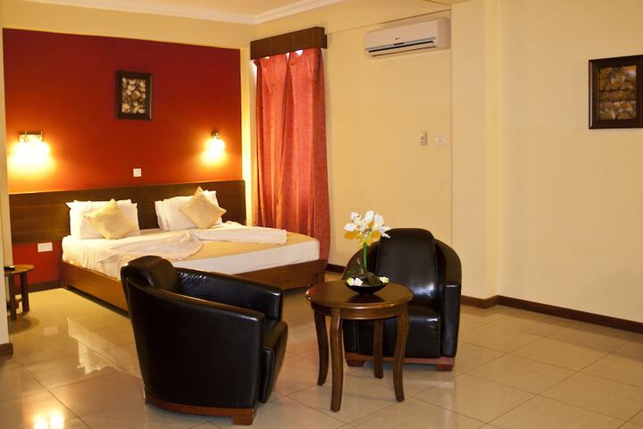 Room 28 of 53