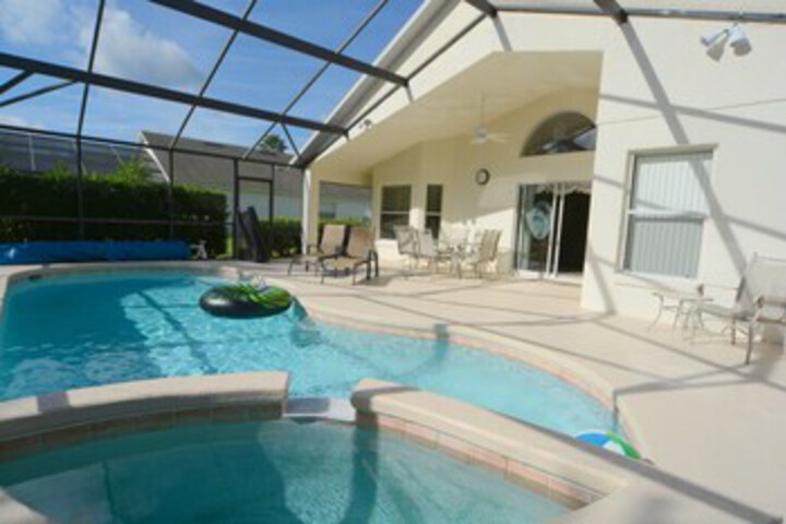 Pool 106 of 174
