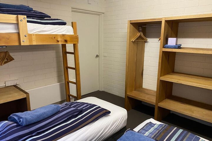 Room 12 of 44