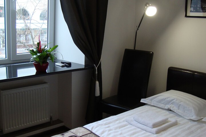 Room 18 of 60