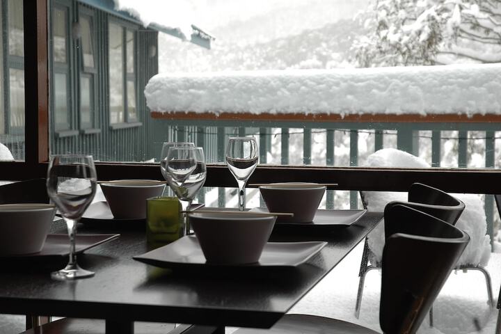 Dining 25 of 37