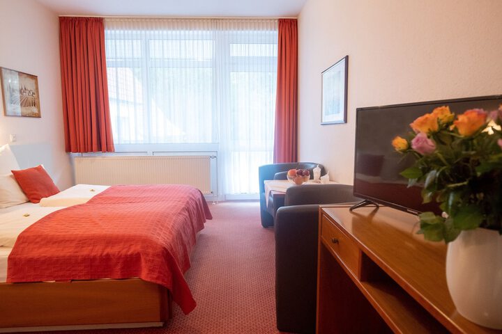 Room 2 of 7