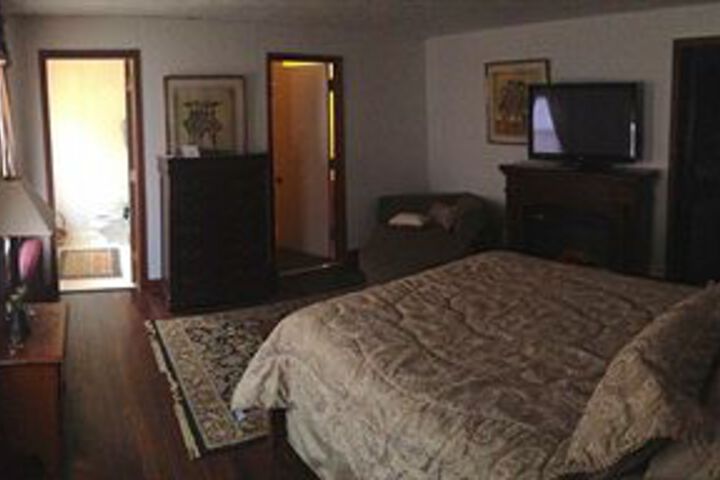Room 22 of 33
