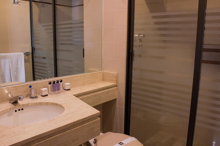 Clean Restrooms