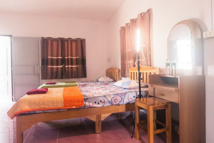 Room 10 of 62