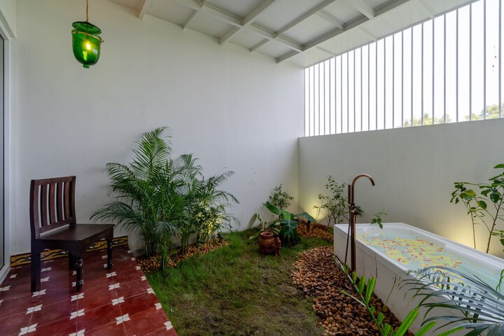 Room 48 of 56