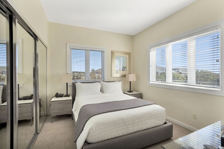 Room 53 of 219