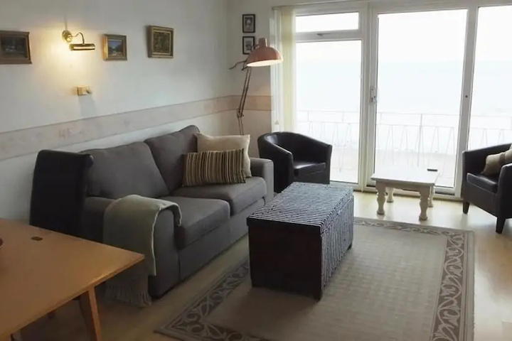 Room 3 of 19