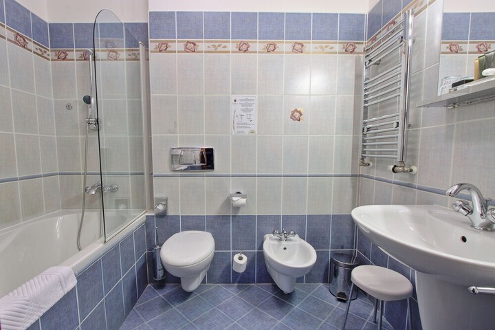 Clean Restrooms