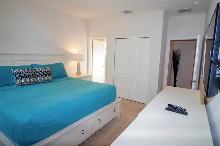 Room 21 of 66