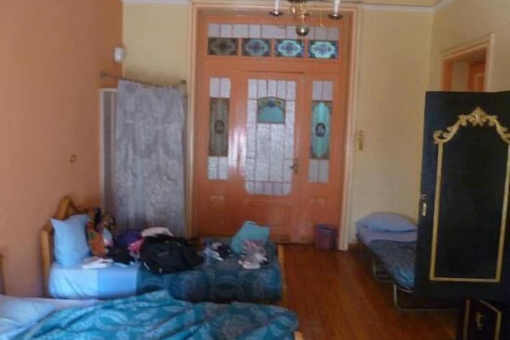Room 15 of 38
