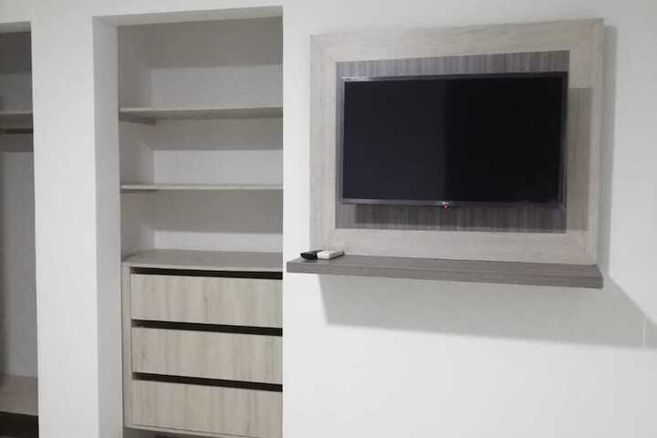 Room 5 of 45