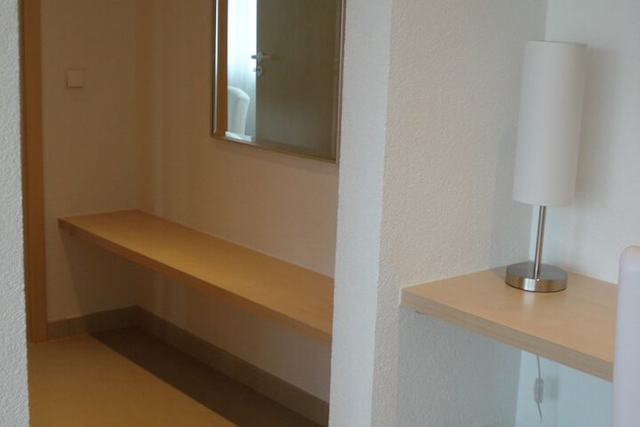 Room 8 of 49
