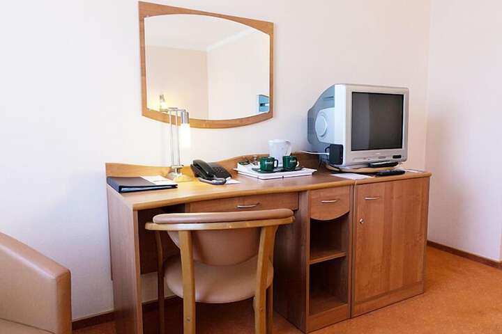 Room 70 of 154