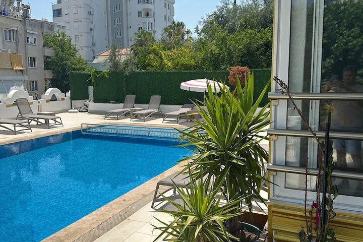 Hotel 74 of 93
