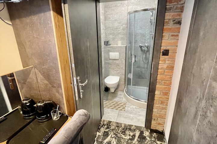 Room 78 of 110