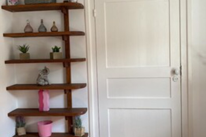 Room 152 of 274