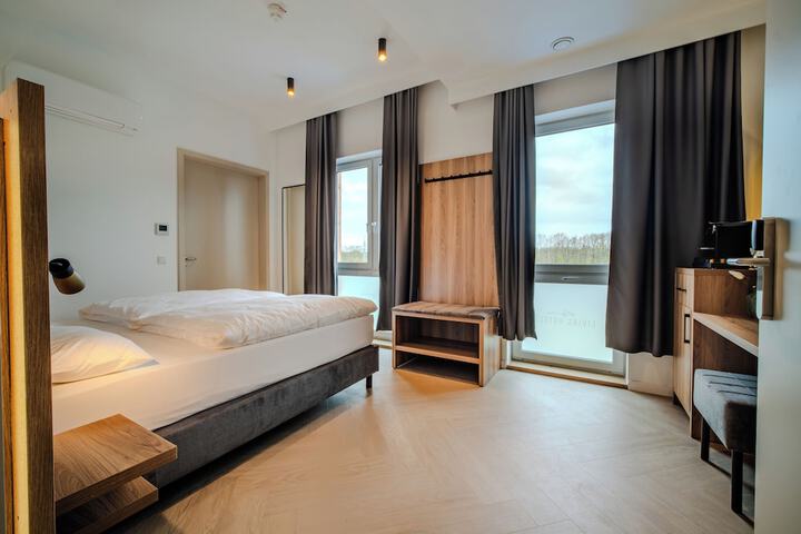 Room 15 of 70