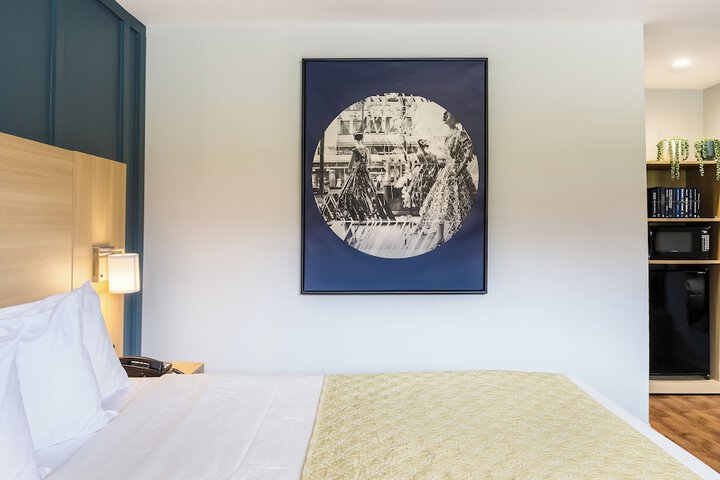 Standard | King Bed (6 of 14)