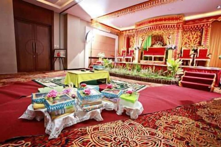 Wedding/Banquet 27 of 33